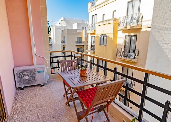 Spacious 3-bedroom With Balconies-central * Sliema