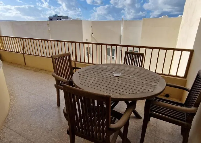 Spacious 3-bedroom With Balconies-central